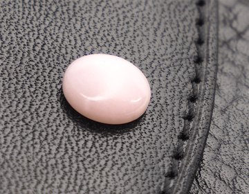 Декор з каменю опал